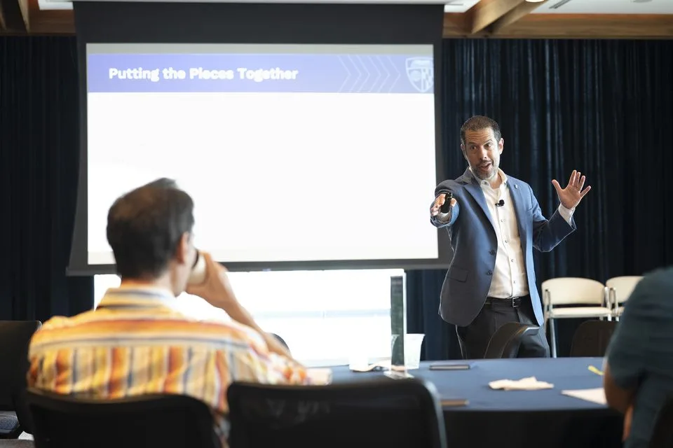 Workshop: Fastballs and Curveballs, how to pitch your research effectively